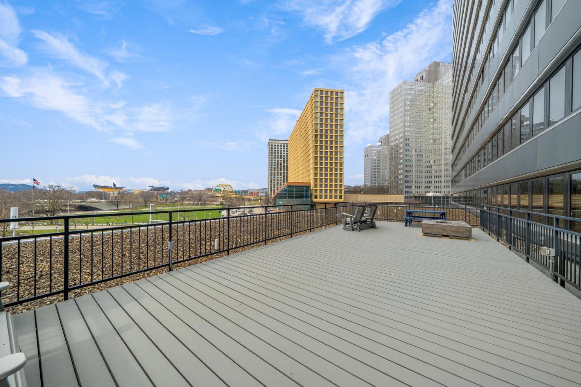 Apartament Vibrant Luxury Prime Location 24-7 Onsite Parking Gym Lounge Pittsburgh Zewnętrze zdjęcie
